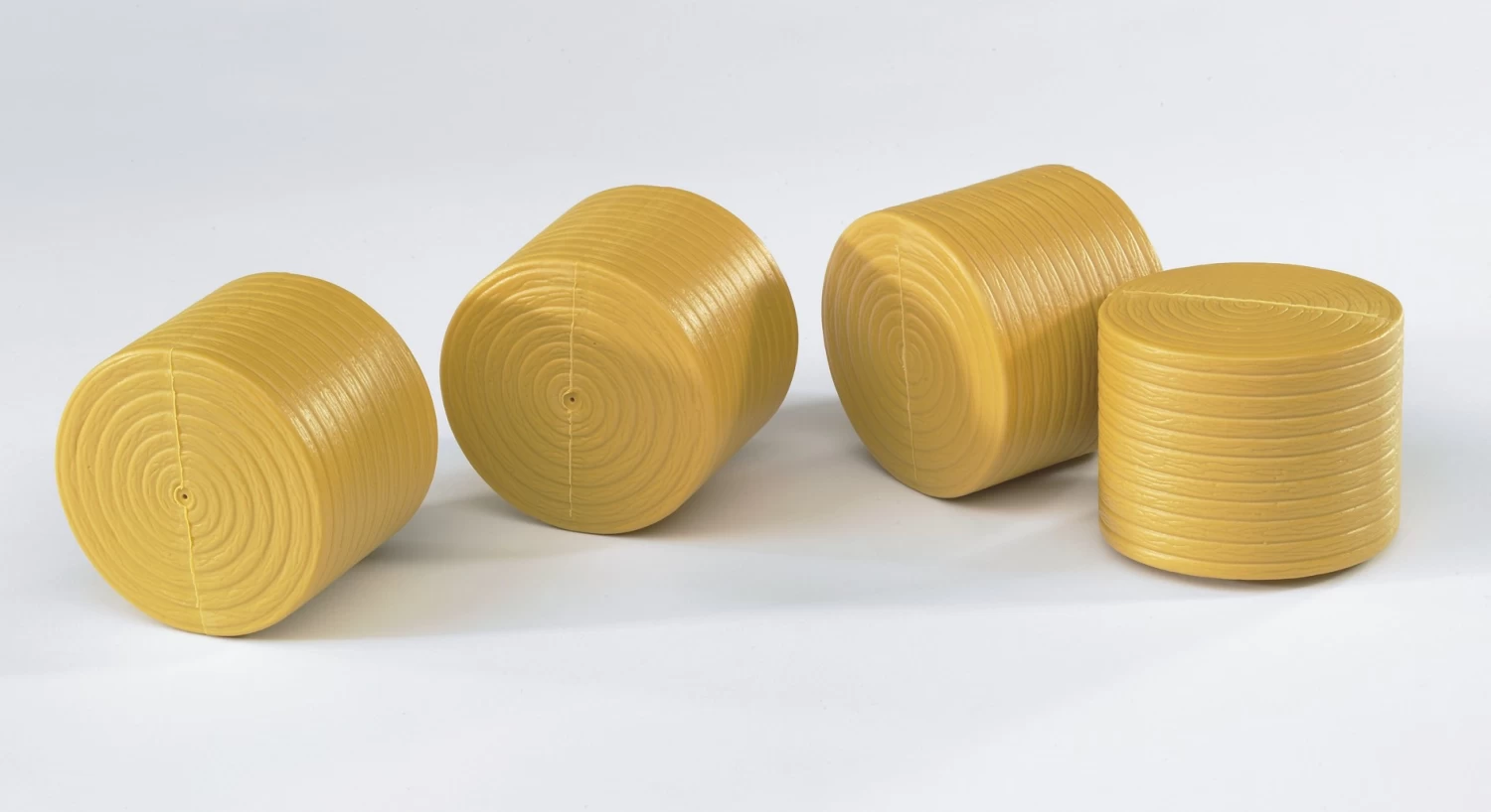 BRUDER 02344 - 4 Rundballen Stroh 1 BRUDER 02344 - 4 Rundballen Stroh